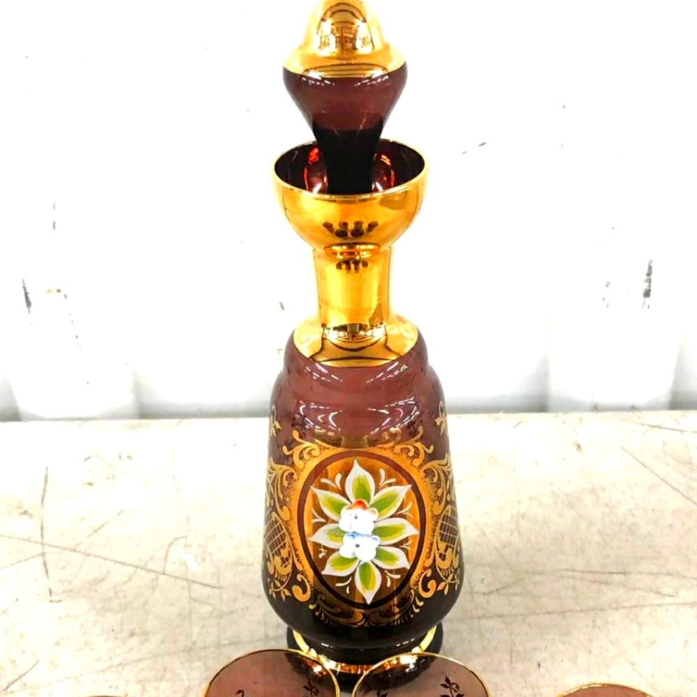 Amethyst Murano Glass Decanter with 6 shot glasses.  So beautiful and elegant